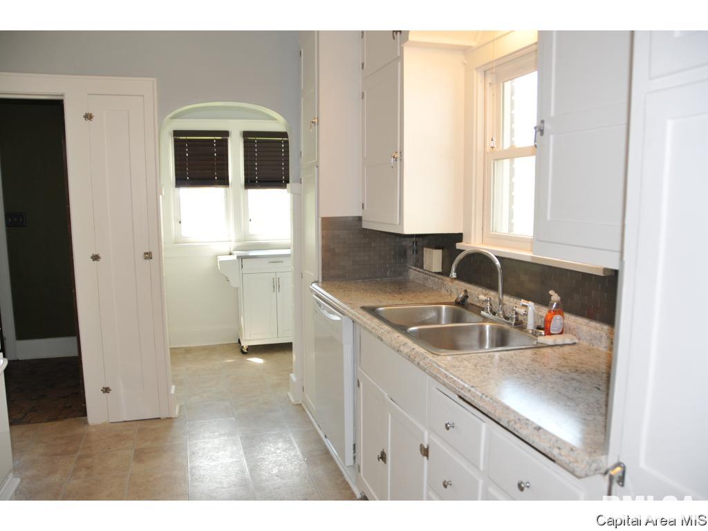 2115 South State Street Springfield, IL 62704 - Photo 14 of 33 Gallery Image 14