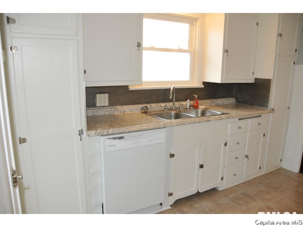 2115 South State Street Springfield, IL 62704 - Photo 16 of 33 Gallery Image 16