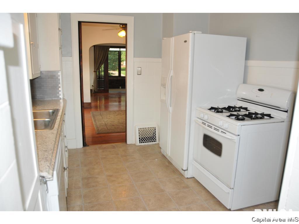 2115 South State Street Springfield, IL 62704 - Photo 17 of 33 Gallery Image 17