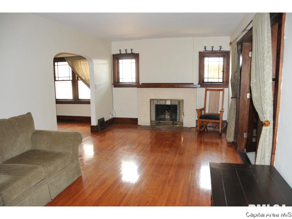 2115 South State Street Springfield, IL 62704 - Photo 4 of 33 Gallery Image 4