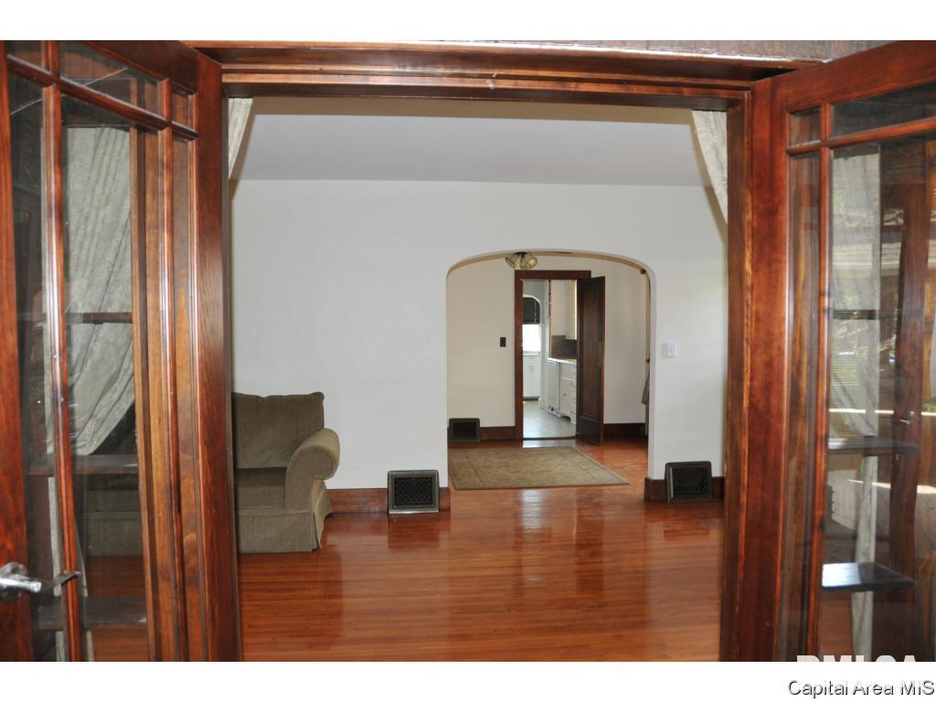 2115 South State Street Springfield, IL 62704 - Photo 10 of 33 Gallery Image 10
