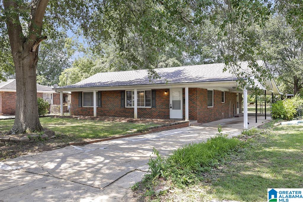 1820 Stone Road Birmingham, AL 35228 - Photo 3 of 36