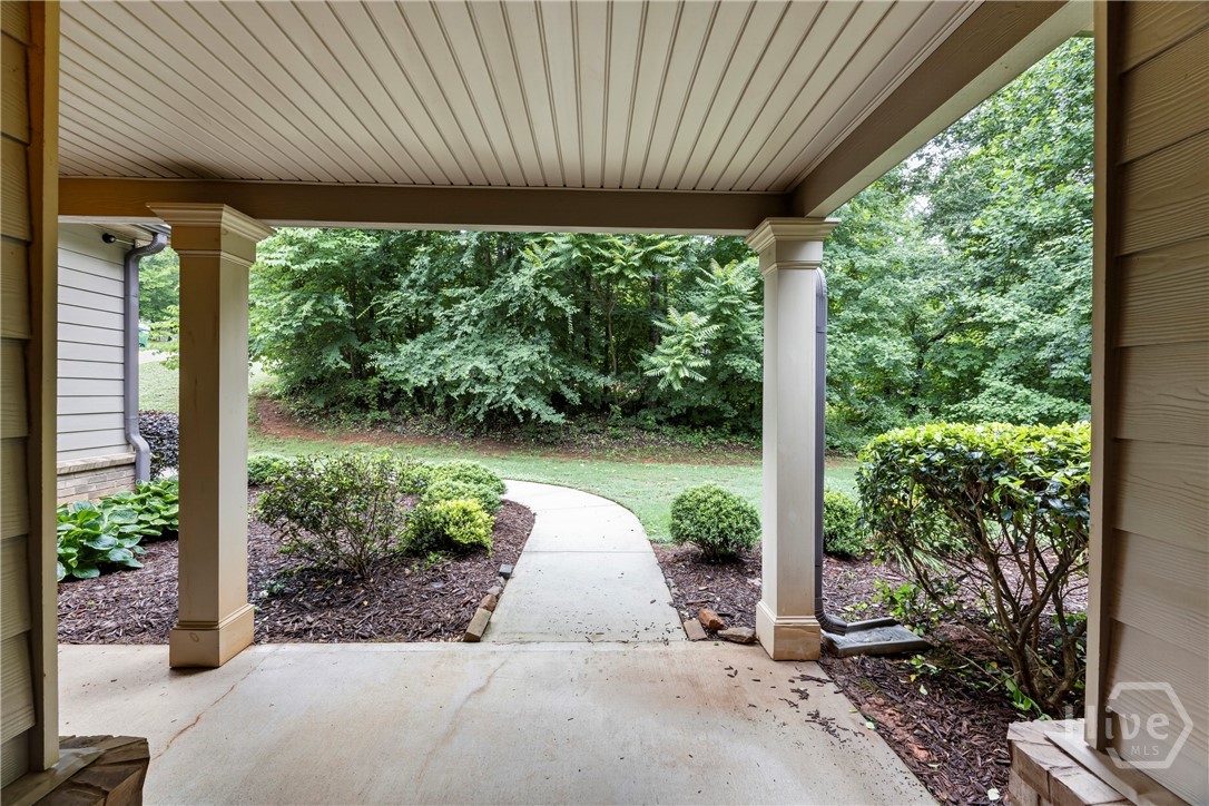 717 Oconee Lane Commerce, GA 30529 - Photo 9 of 57