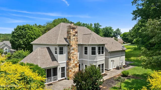 $699,000 | 612 Sandpiper Drive, Vonore, TN 37885