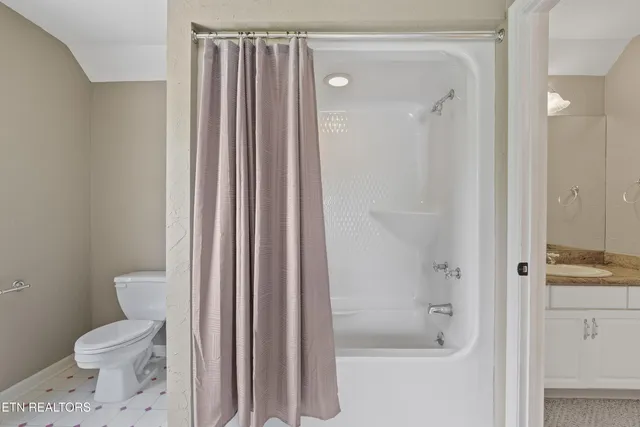 $699,000 | 612 Sandpiper Drive, Vonore, TN 37885