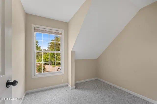 $699,000 | 612 Sandpiper Drive, Vonore, TN 37885