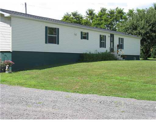 41 Fredonia Road Mercer, PA 16137 - Photo 4 of 14 Exterior Front.