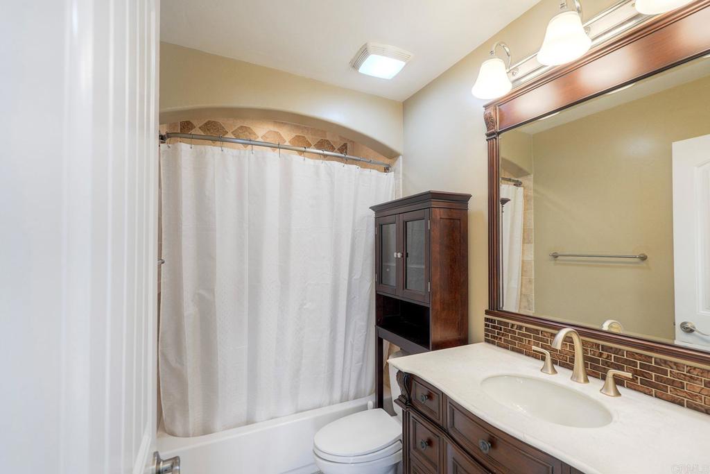 832 Grapevine Road Vista, CA 92083 - Photo 25 of 56 Gallery Image 25