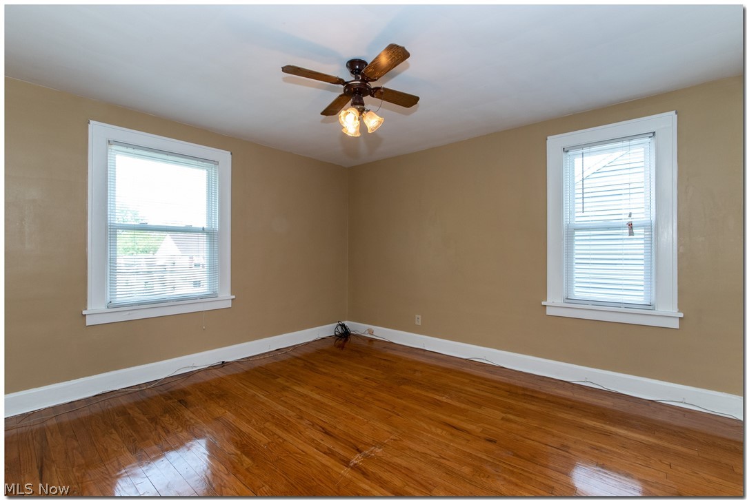 1399 Dill Road Cleveland, OH 44121 - Photo 20 of 35