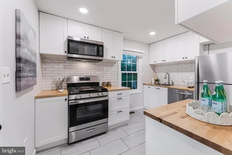 $650,000 | 3315 Ferndale Street, Kensington, MD 20895
