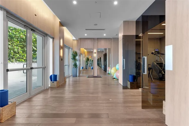 $7,850 | 2711 South Ocean Drive, Unit 2701, Hollywood, FL 33019