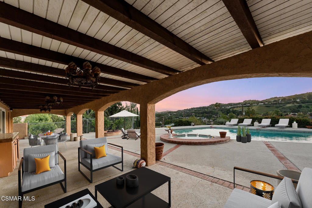 7031 Rivol Road West Hills, CA 91307 - Photo 6 of 32