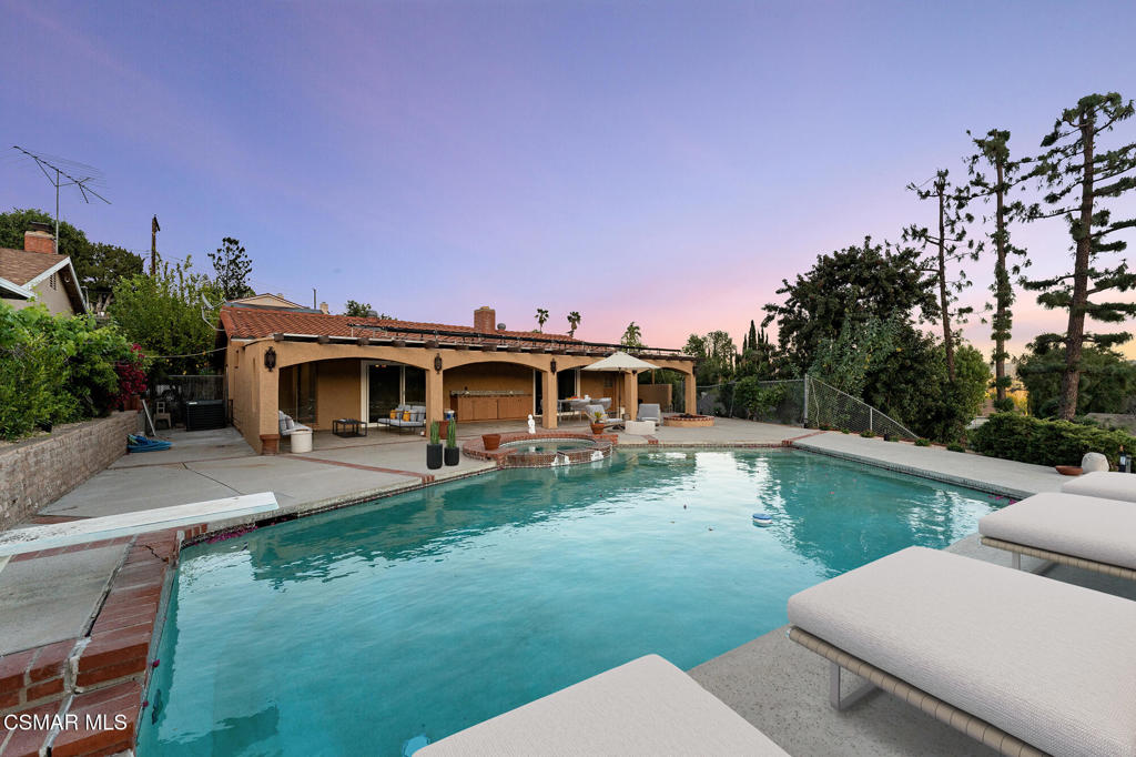 7031 Rivol Road West Hills, CA 91307 - Photo 8 of 32