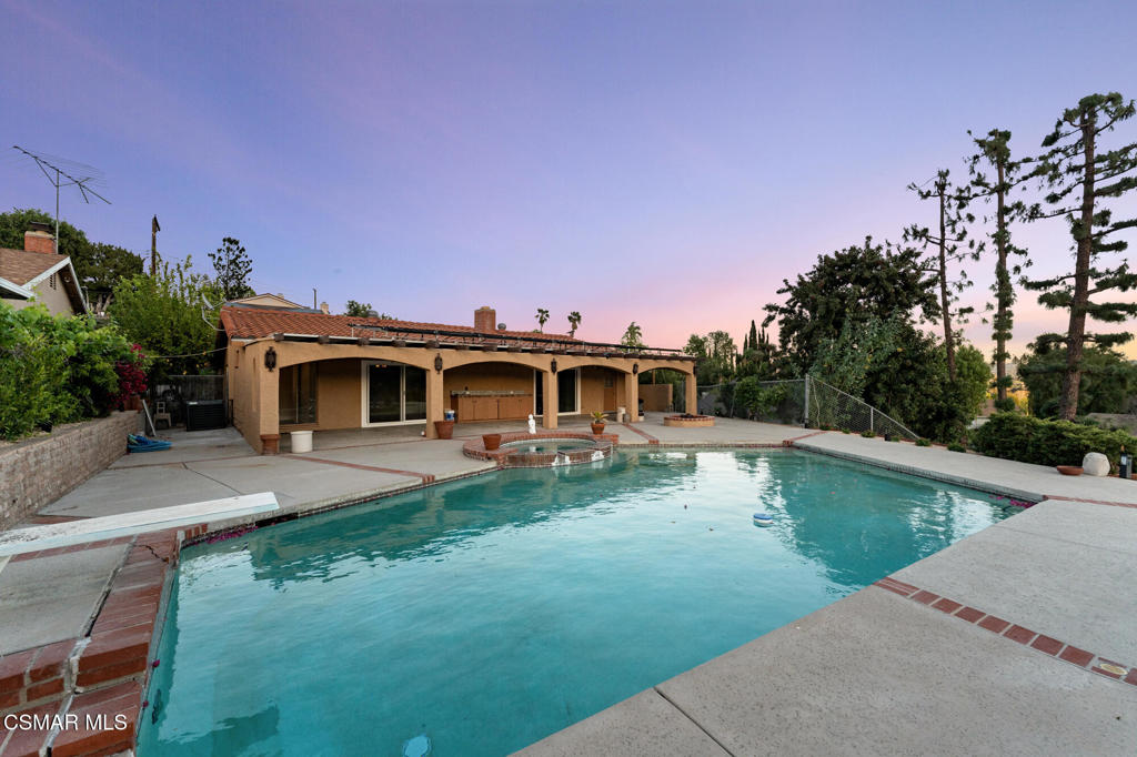 7031 Rivol Road West Hills, CA 91307 - Photo 9 of 32