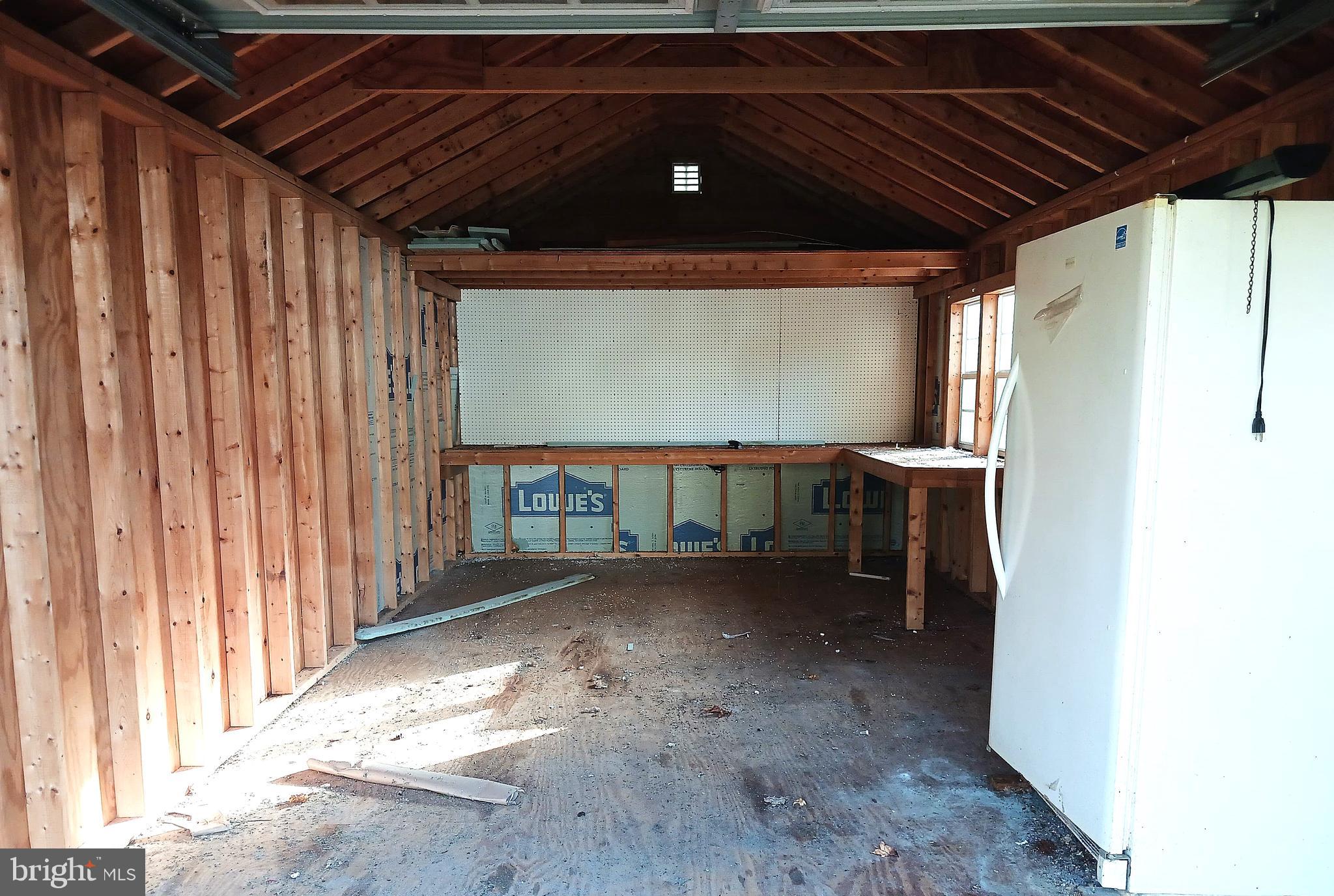 554 Old Beaver Dam Road Port Norris, NJ 08349 - Photo 7 of 10 a view of a room with a large window