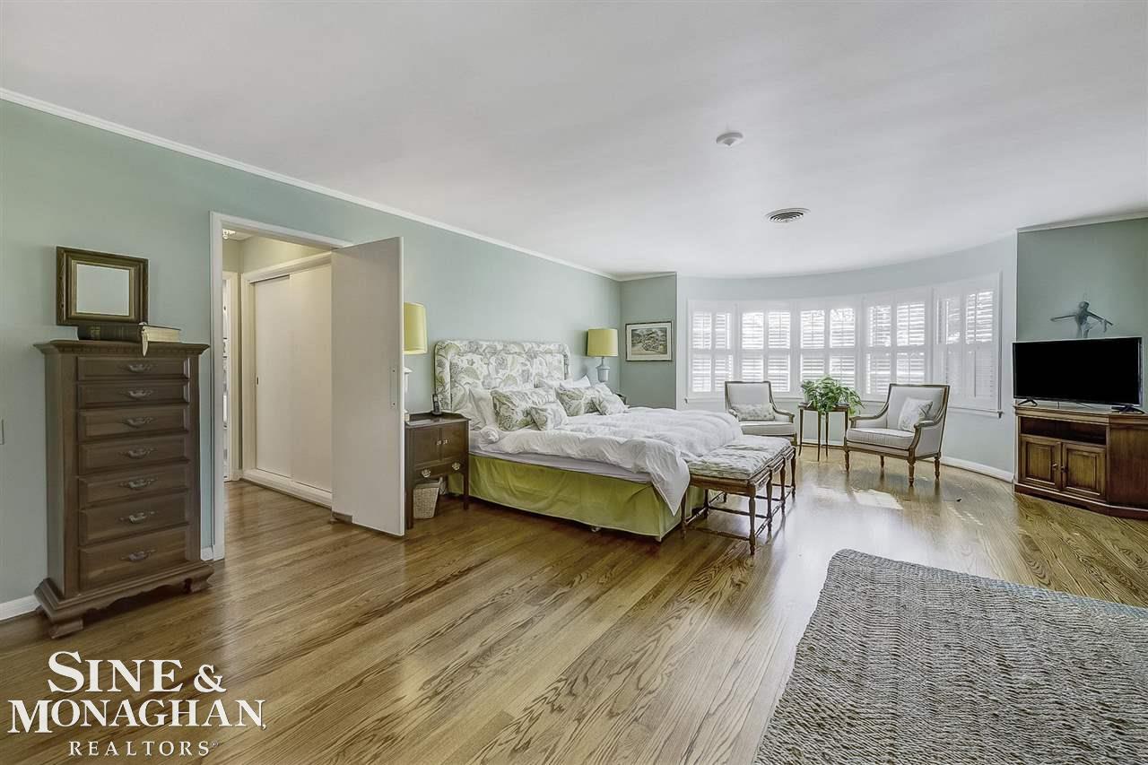 25 Beacon Hill Road Grosse Pointe, MI 48236 - Photo 31 of 70 50071532-30.JPG