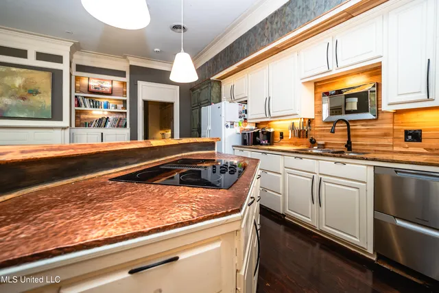 $499,000 | 2 Ashley Park Drive, Jackson, MS 39206