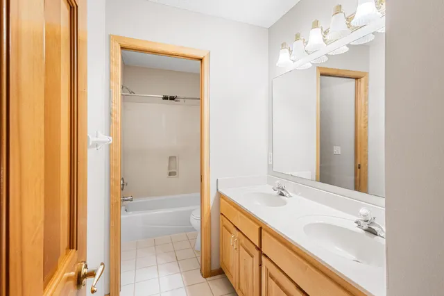 $700,000 | 4625 Weston Lane North, Plymouth, MN 55446