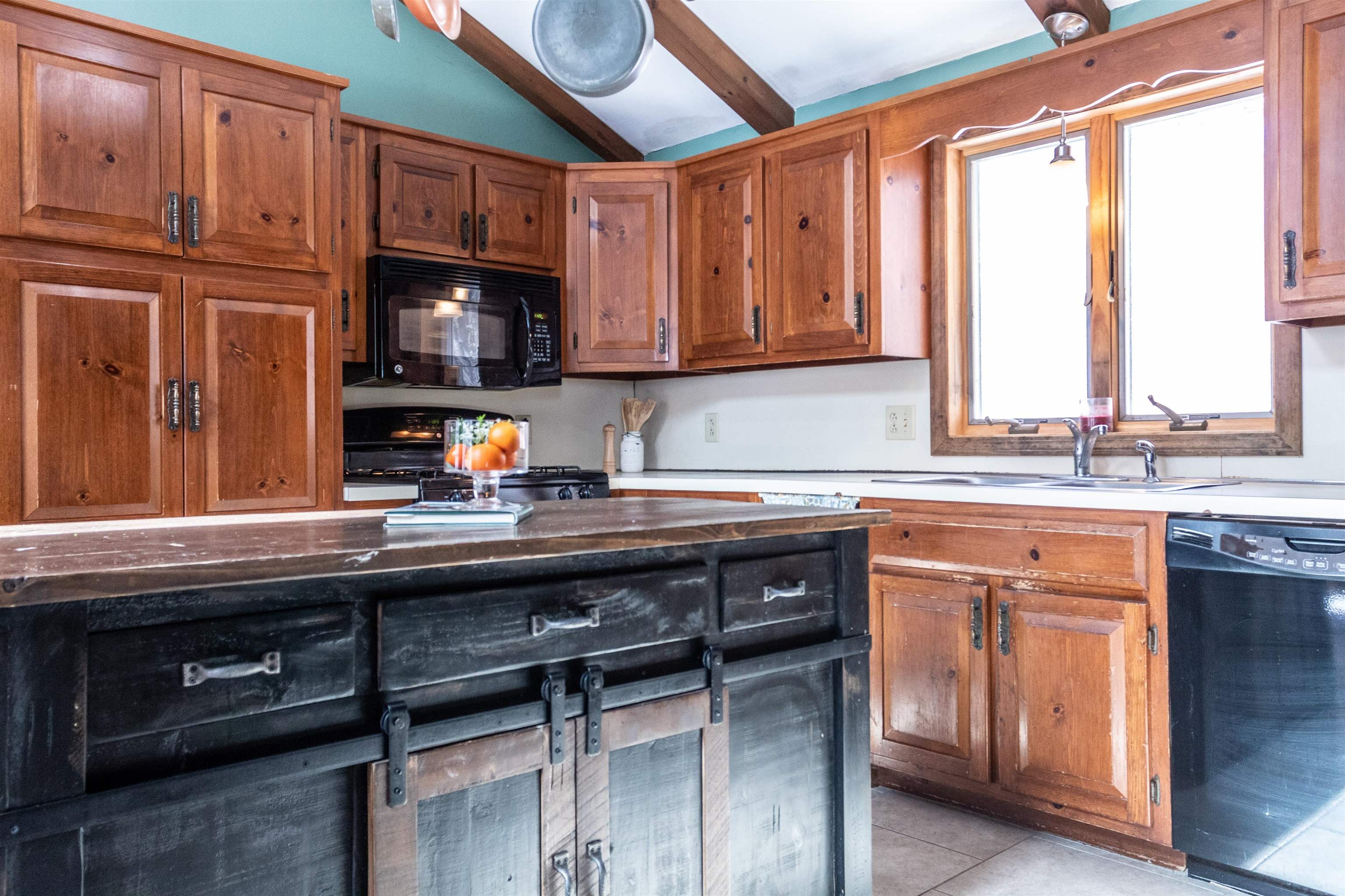 310 Ash Swamp Road Newmarket, NH 03857 - Photo 7 of 40