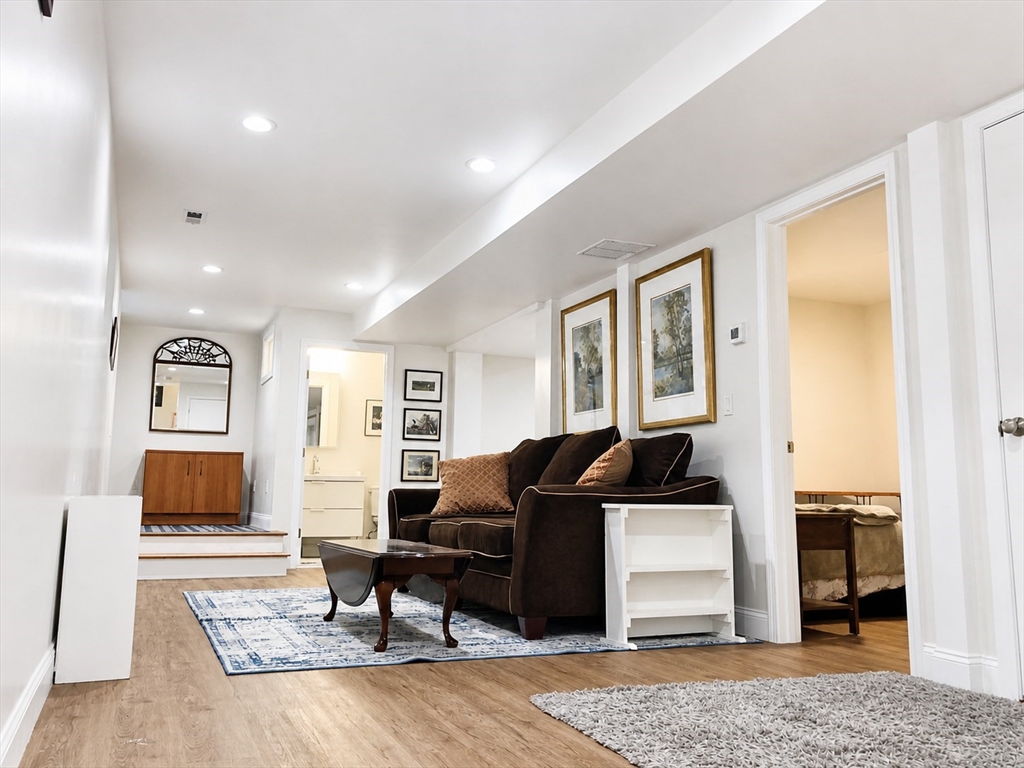 6-8 Goodman Road Cambridge, MA 02139 - Photo 14 of 19
