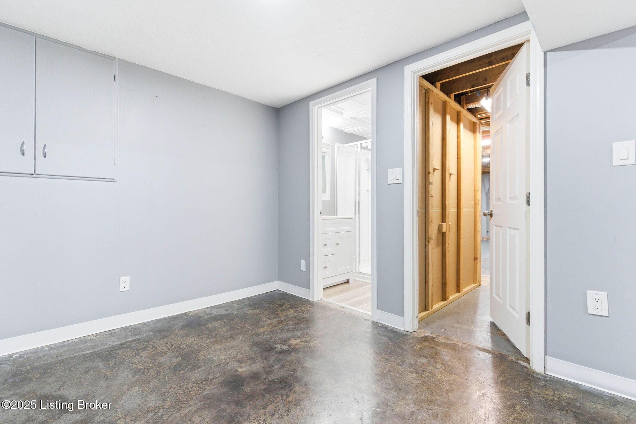 4526 Sandhill Road Louisville, KY 40219 - Photo 39 of 57 Basement6