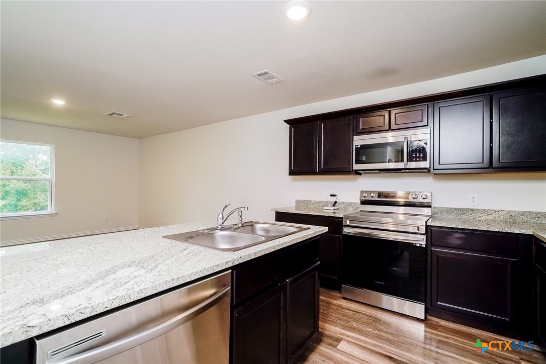 613 South 24th Street Temple, TX 76501 - Photo 7 of 21