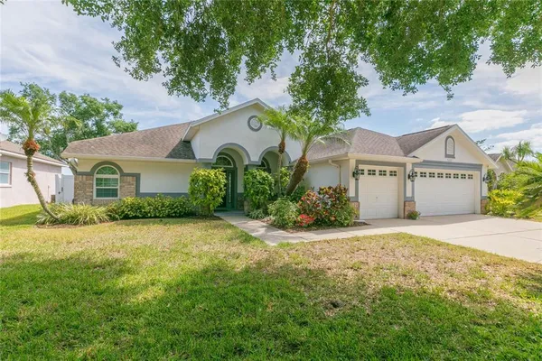 $599,900 | 7227 Colonial Lake Drive, Riverview, FL 33578