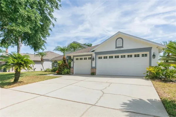 $599,900 | 7227 Colonial Lake Drive, Riverview, FL 33578