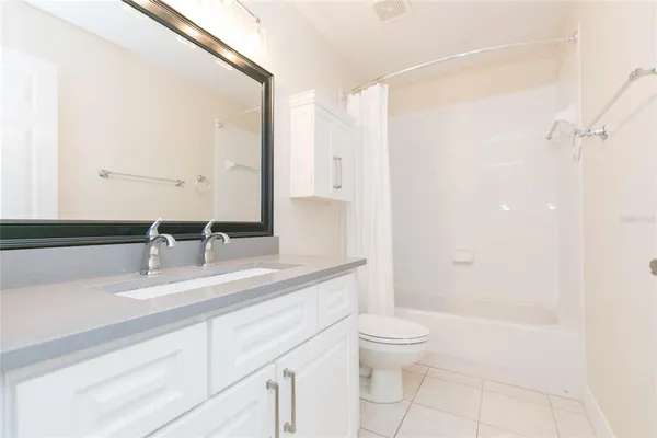 $599,900 | 7227 Colonial Lake Drive, Riverview, FL 33578