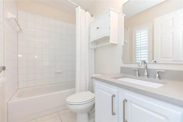 $599,900 | 7227 Colonial Lake Drive, Riverview, FL 33578