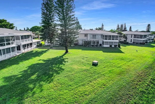 $1,950 | 1845 Northwest 18th Street, Unit 103, Delray Beach, FL 33445