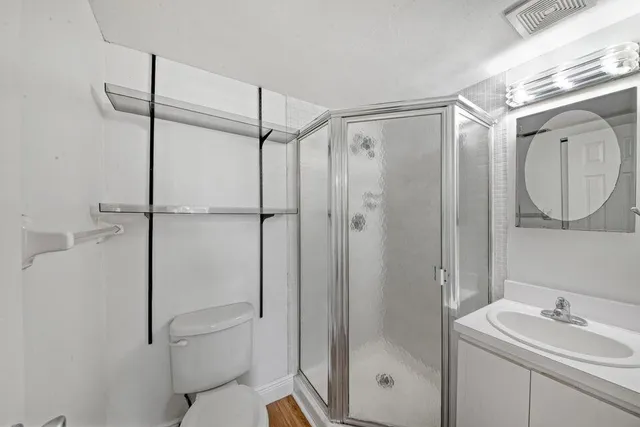 $1,950 | 1845 Northwest 18th Street, Unit 103, Delray Beach, FL 33445