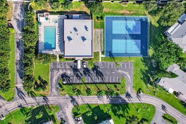 $1,950 | 1845 Northwest 18th Street, Unit 103, Delray Beach, FL 33445