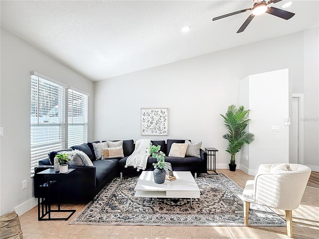 11306 Jim Court Riverview, FL 33569 - Photo 10 of 56