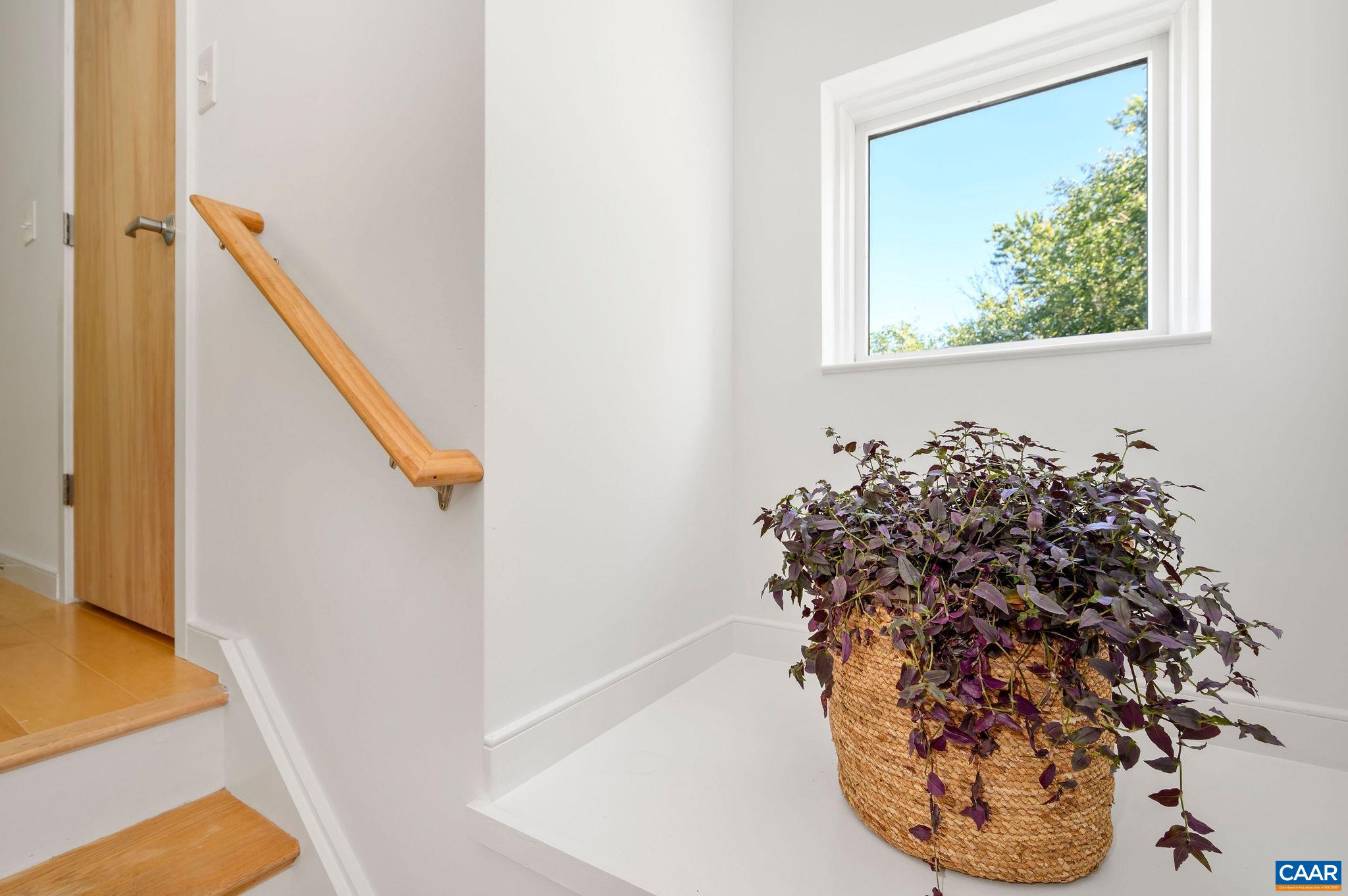 1130 East High Street, Unit J Charlottesville, VA 22902 - Photo 22 of 42 a view of a bathroom