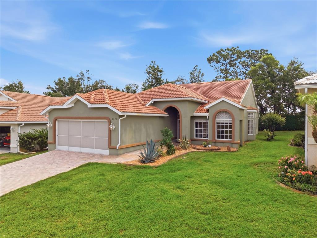 9474 Mississippi Run Weeki Wachee, FL 34613 - Photo 2 of 57