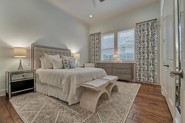 $4,945,000 | 22 East Shore Drive, The Woodlands, TX 77380