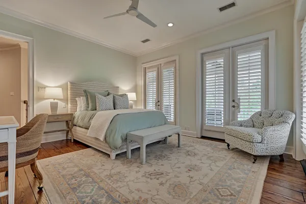 $4,945,000 | 22 East Shore Drive, The Woodlands, TX 77380