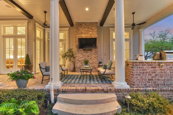 $4,945,000 | 22 East Shore Drive, The Woodlands, TX 77380