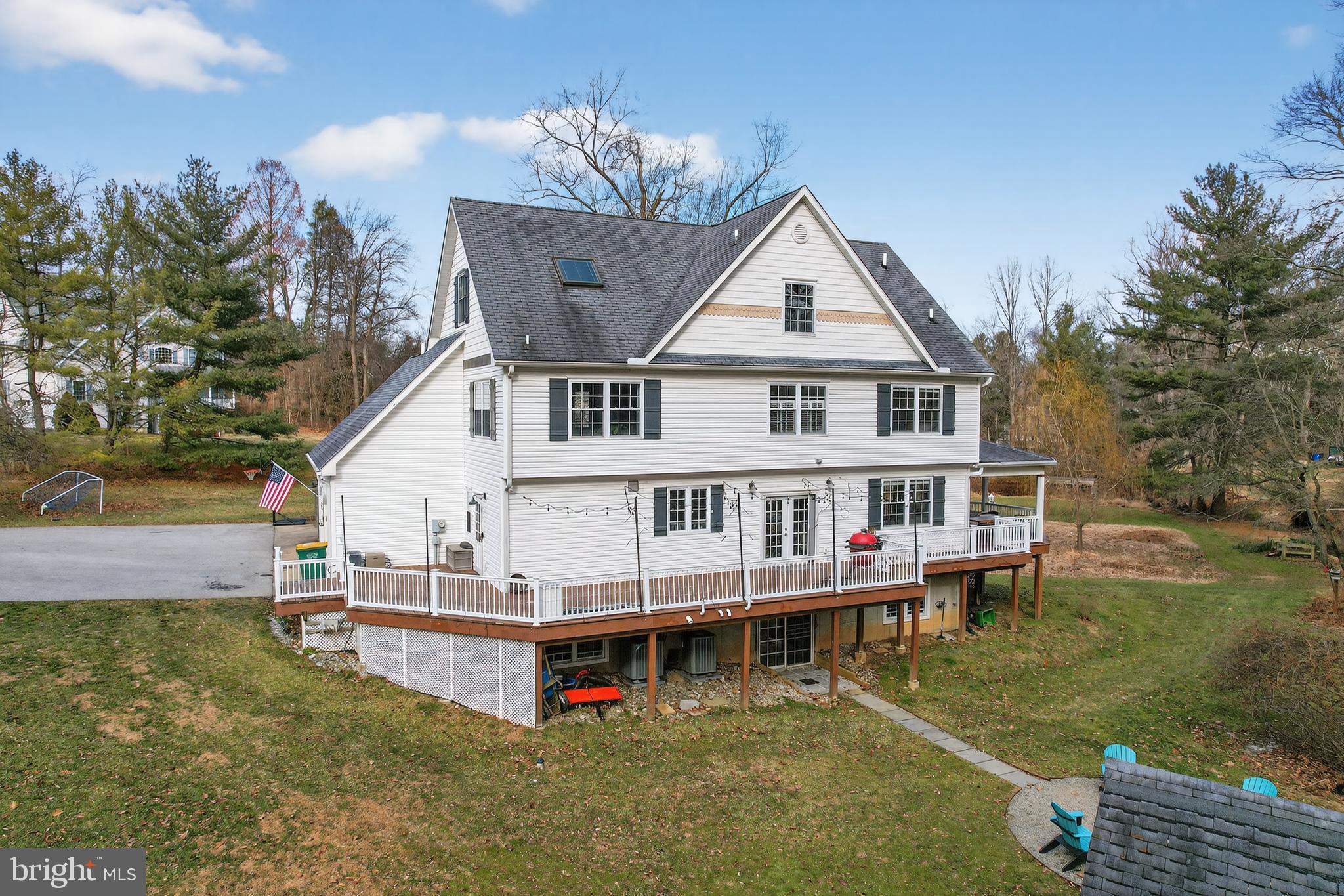 972 Smithbridge Road Glen Mills, PA 19342 - Photo 2 of 31