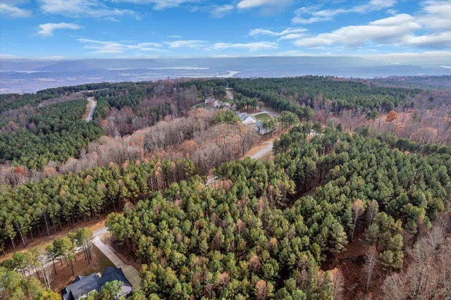 $49,900 | 260 Compass Drive, Jasper, TN 37347