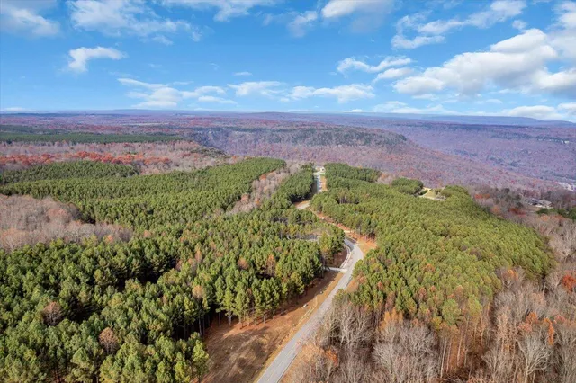 $49,900 | 260 Compass Drive, Jasper, TN 37347