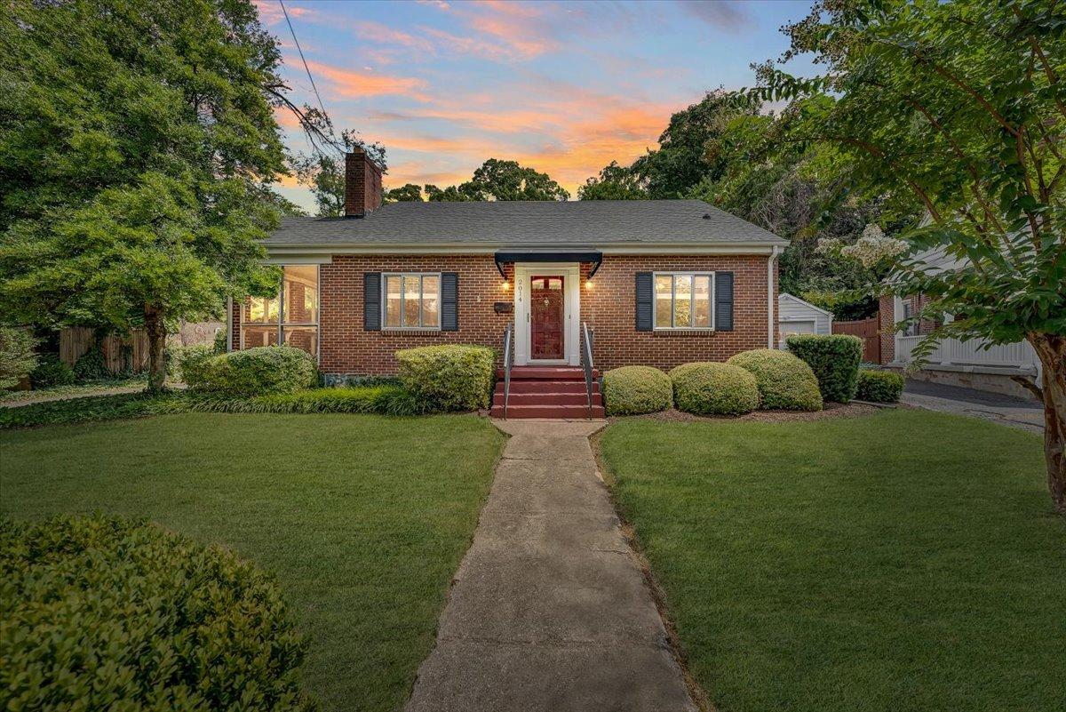 2014 York Road Southwest Roanoke, VA 24015 - Photo 1 of 38 THE EXPERIENCE IS REAL