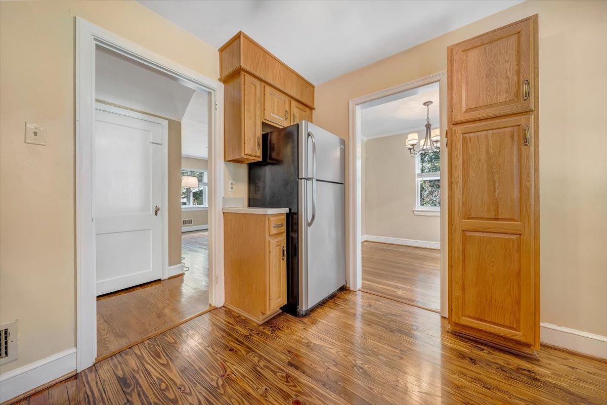 2014 York Road Southwest Roanoke, VA 24015 - Photo 20 of 38 THE EXPERIENCE IS REAL