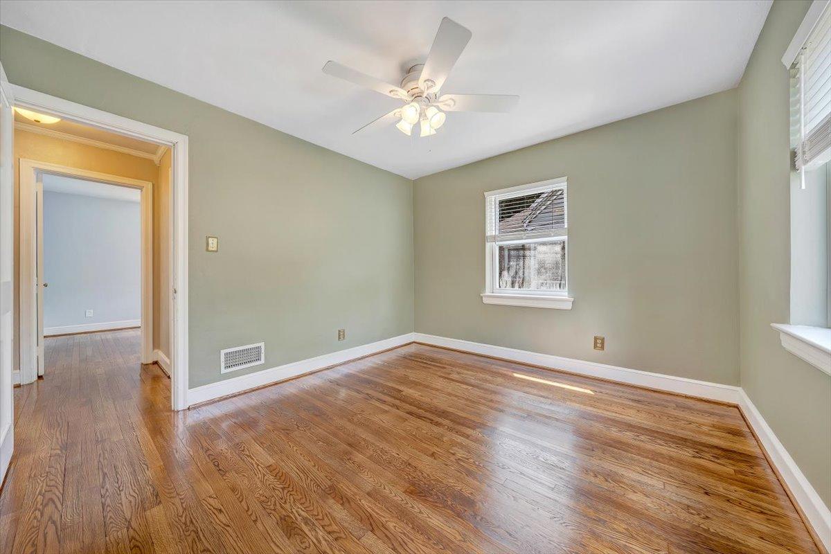 2014 York Road Southwest Roanoke, VA 24015 - Photo 21 of 38 THE EXPERIENCE IS REAL