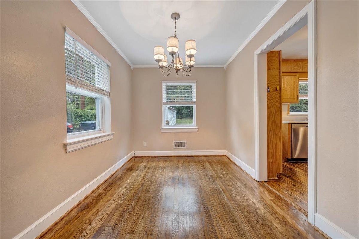 2014 York Road Southwest Roanoke, VA 24015 - Photo 22 of 38 THE EXPERIENCE IS REAL