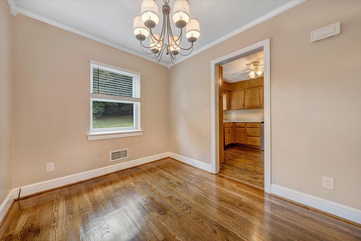 2014 York Road Southwest Roanoke, VA 24015 - Photo 23 of 38 THE EXPERIENCE IS REAL