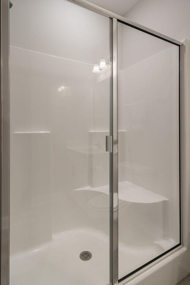 136 Rostova Way Holly Springs, NC 27540 - Photo 19 of 42 Main Floor Shower