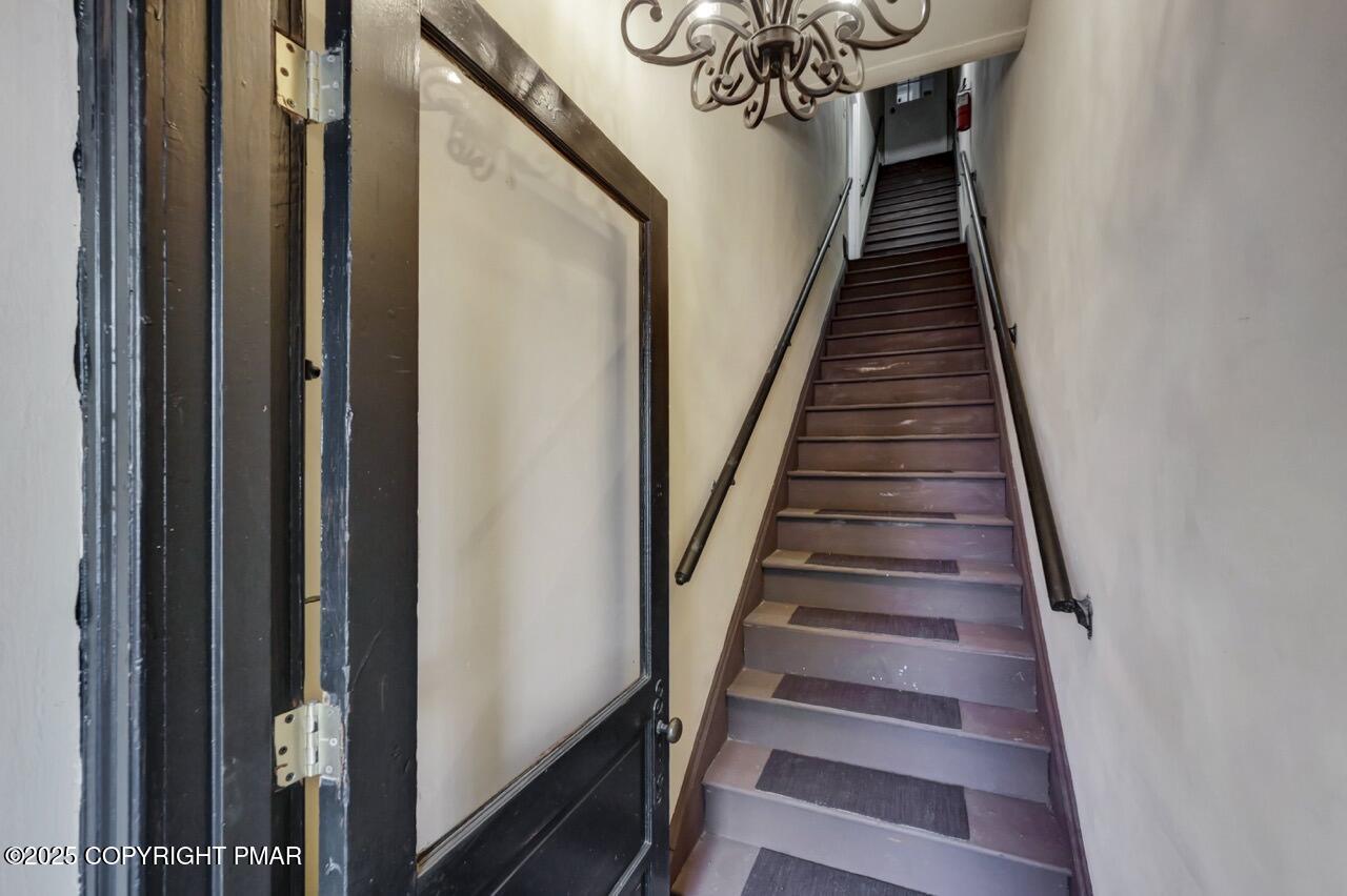 128 East Broad Street, Unit 128B Tamaqua, PA 18252 - Photo 33 of 39 126-128 E Broad St 16 Large