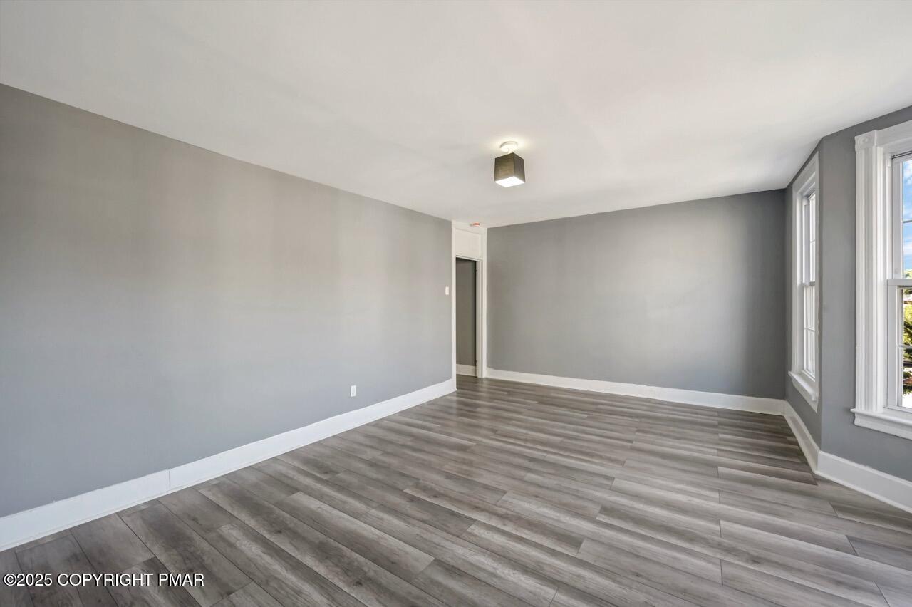 128 East Broad Street, Unit 128B Tamaqua, PA 18252 - Photo 5 of 39 126-128 E Broad St 47 - 3rd Floor Large